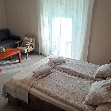 Hunyadi utcai garzon Apartment Kaposvar Bagian luar foto